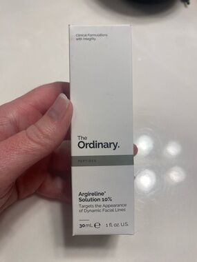 The Ordinary Peptides Serum - White & Gray Packaging